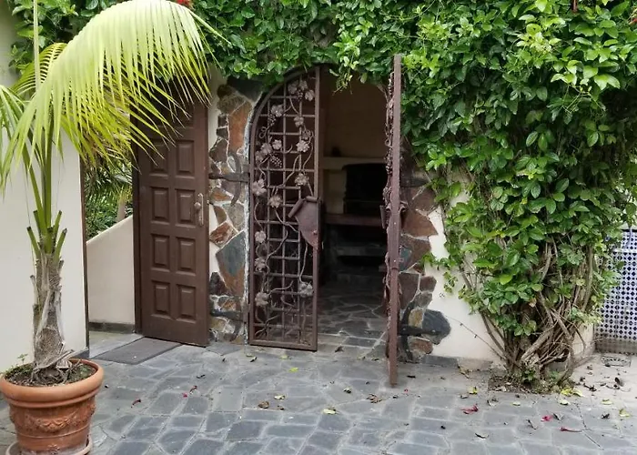 La Casita De La Vega Apartman